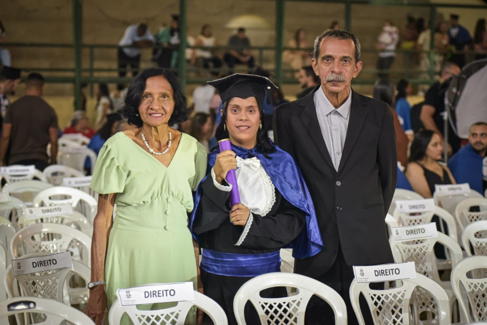 Aluna de 33 anos é primeira estudante com síndrome de Down formada em universidade do Cariri