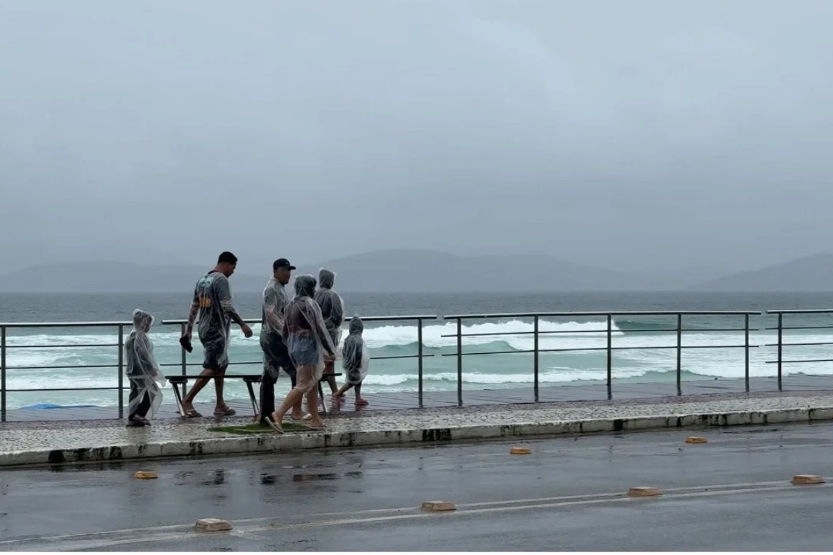 Setembro tem o maior volume de chuva dos últimos 30 anos em Cabo Frio