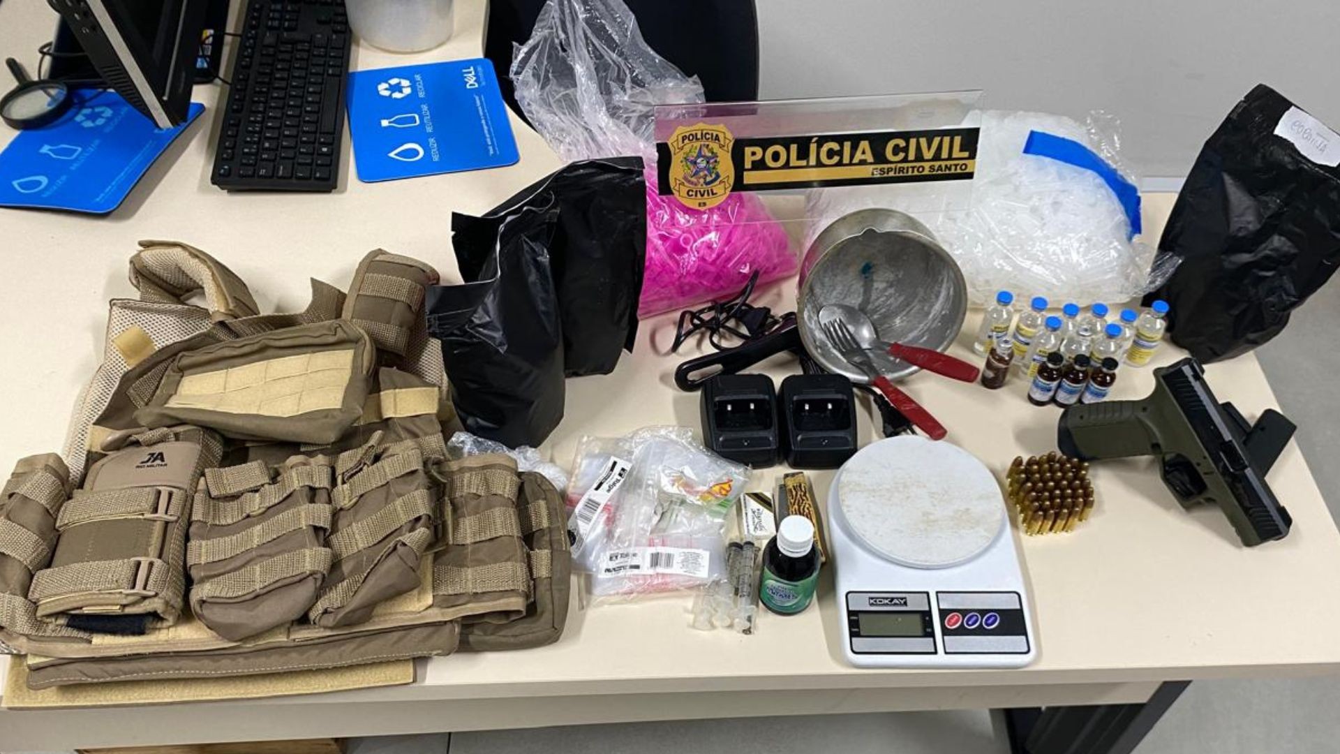 Suspeito de duplo homicídio é preso com frascos de fentanil no ES