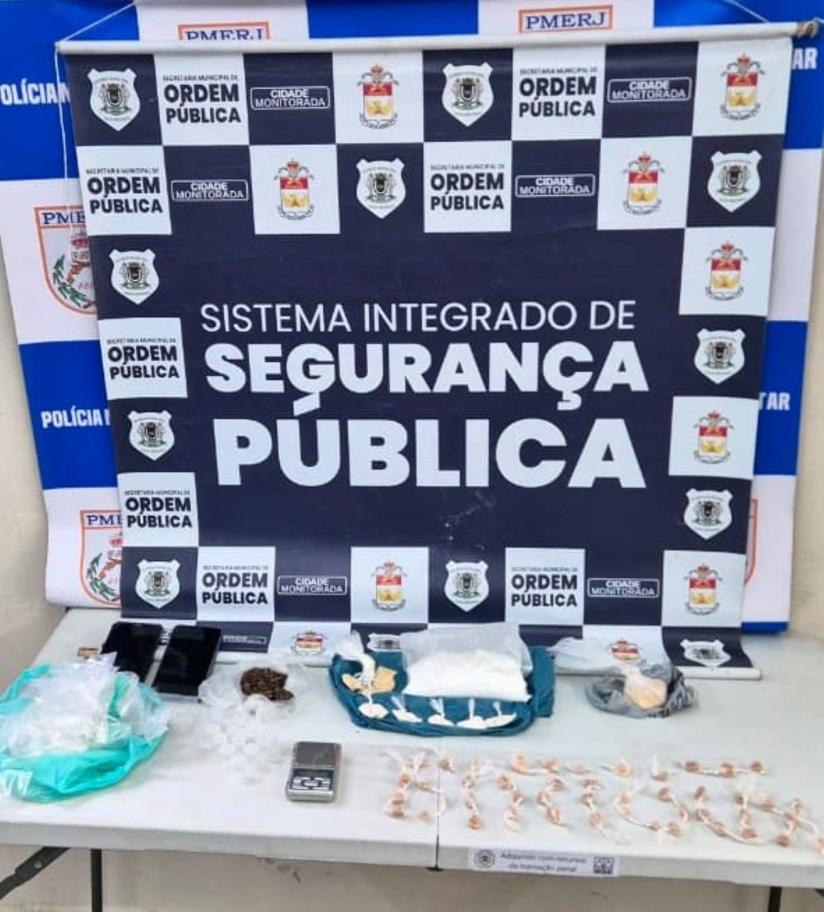 Homem é preso por tráfico de drogas em Volta Redonda