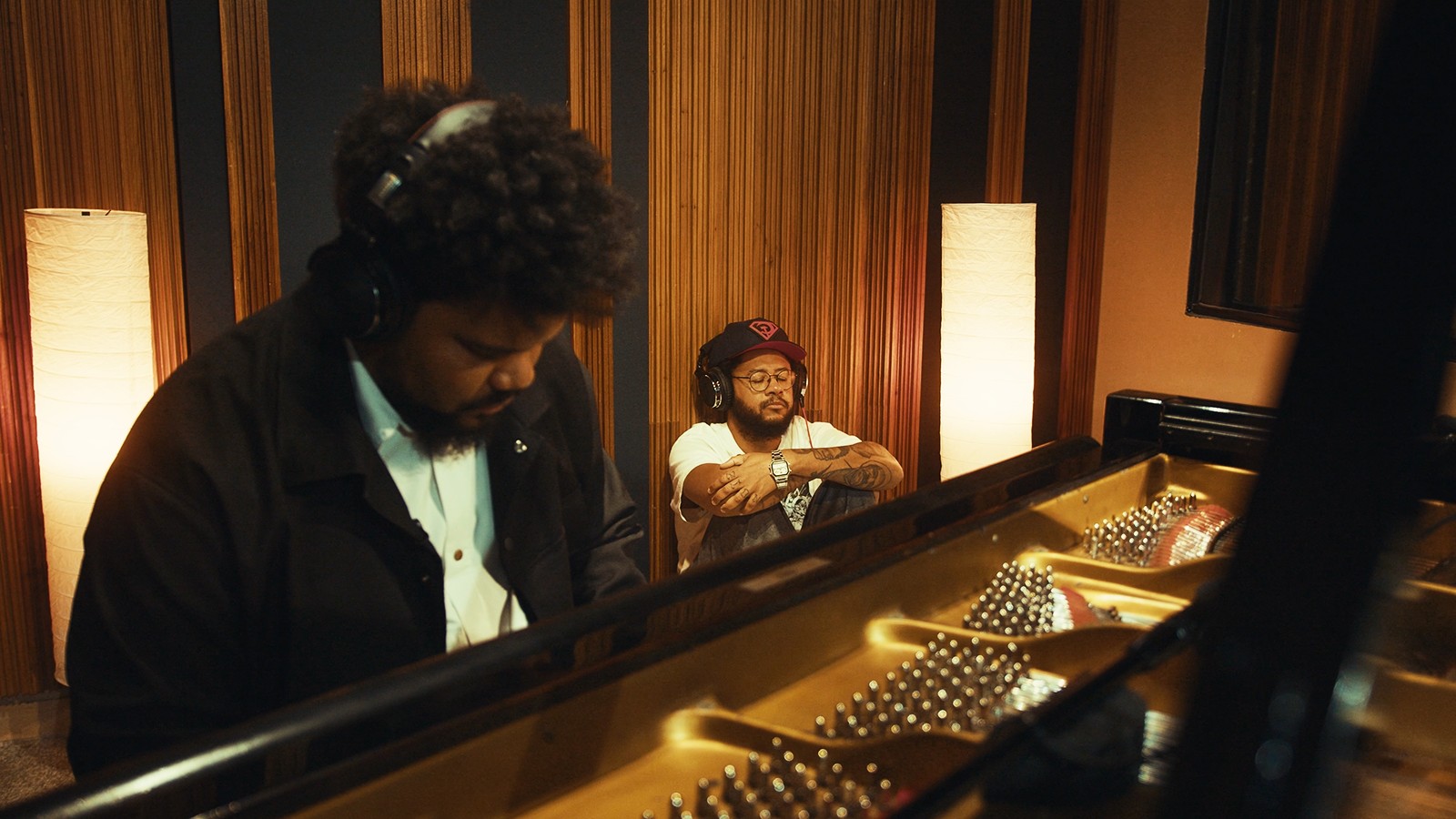 O elo amoroso entre Amaro Freitas e Emicida