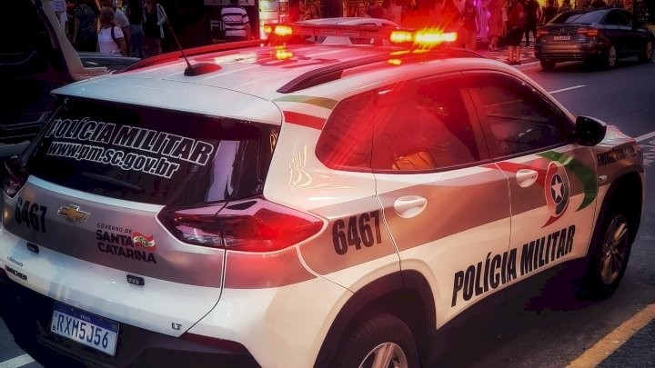 Mulher reage a invasor em casa, o desarma e mata suspeito a tiros na Serra de SC
