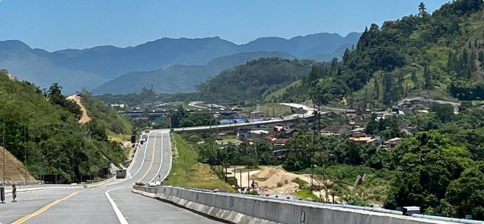 Obras do contorno da Tamoios estão 93% concluídas; via sentido Ubatuba pode ser entregue neste ano — Foto: Divulgação/Tamoios
