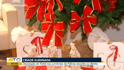 Decoração de Natal em comércios de Palmas encanta clientes