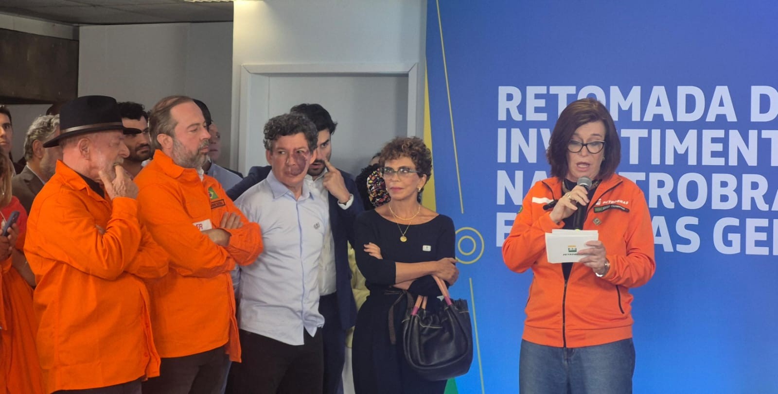 Em visita a MG, Lula anuncia investimentos bilionários da Petrobras no estado