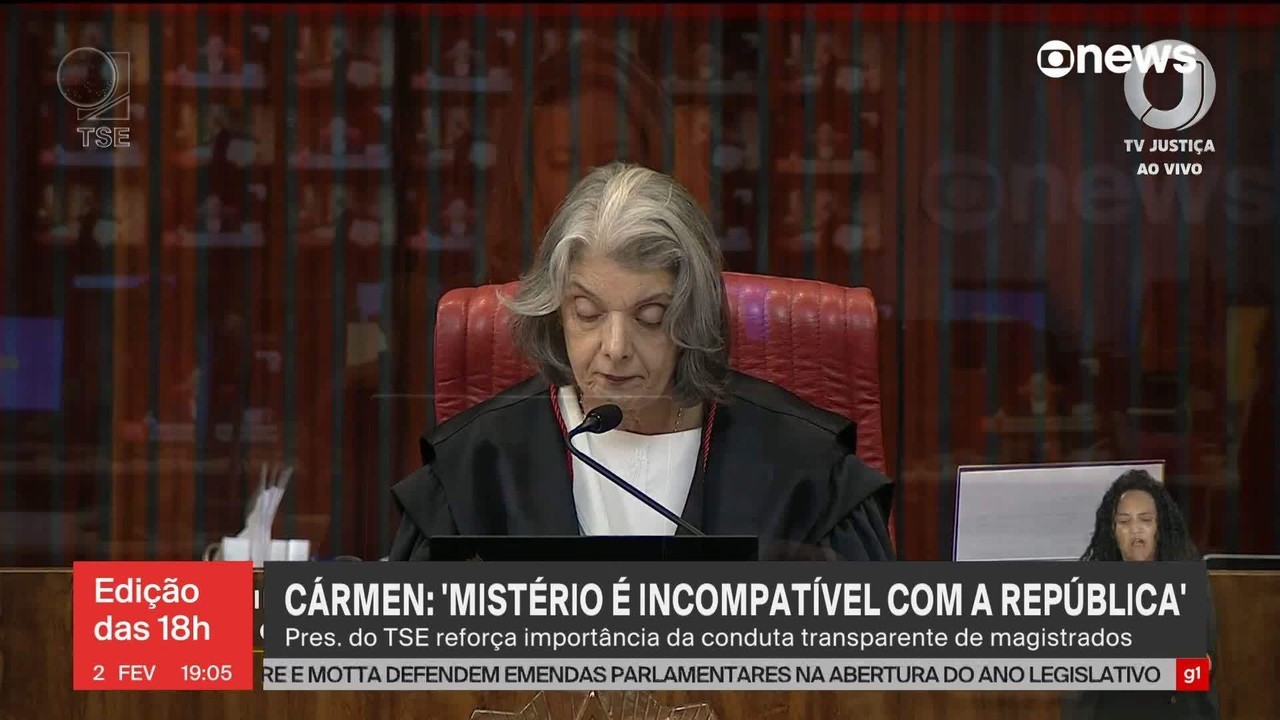 'Temos que ser rigorosos e intransigentes com qualquer desvio ético', diz Cármen Lúcia, relatora do código de conduta