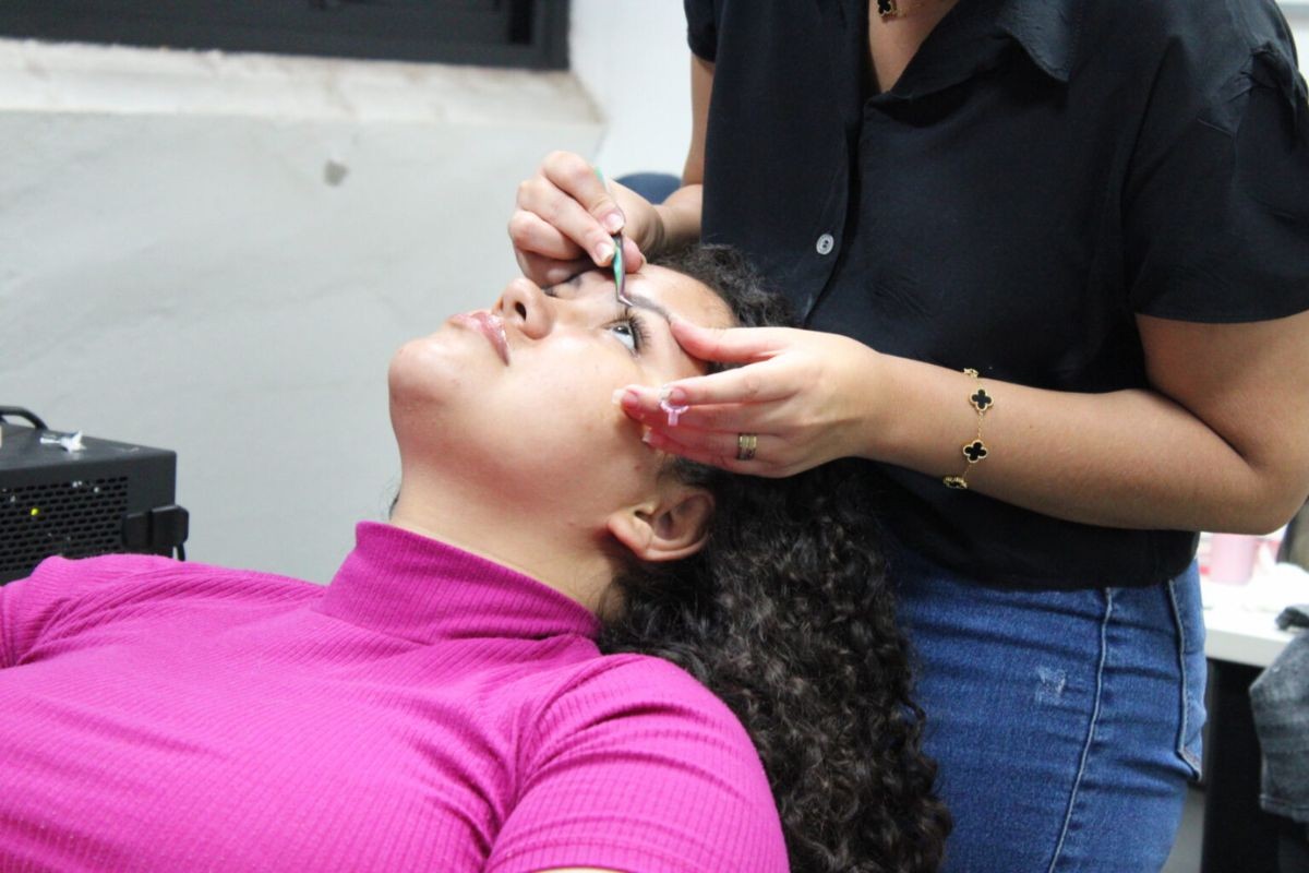 Cursos gratuitos de beleza estão com inscrições abertas em Campo Grande