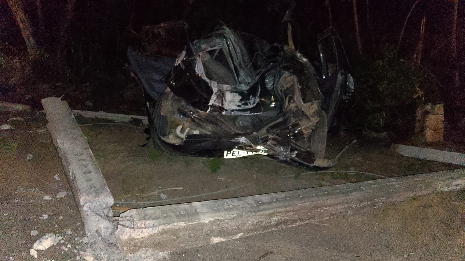 Duas pessoas morrem e duas ficam feridas após carro capotar, no litoral sul da PB