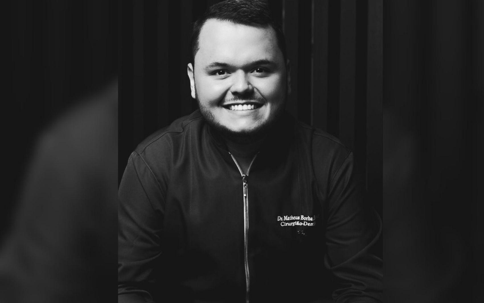 Dentista morre após carro bater contra árvore na GO-222, em Goiás 