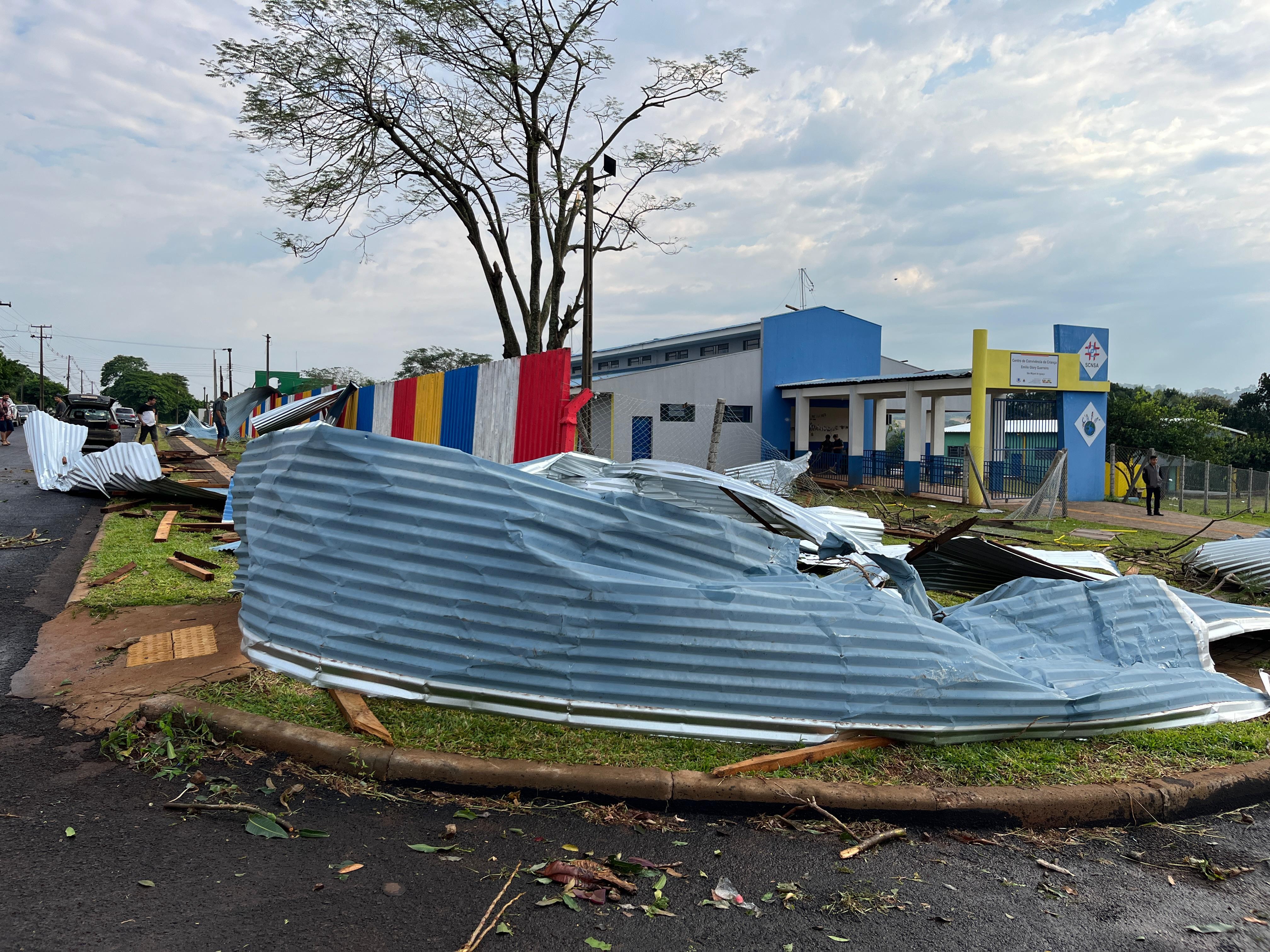 São Miguel do Iguaçu decreta emergência pública após estragos provocados por temporal