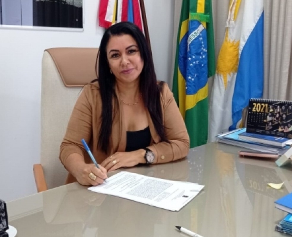 Prefeita Ildislene Santana (DEM) foi presa em flagrante por porte de arma — Foto: Divulgação