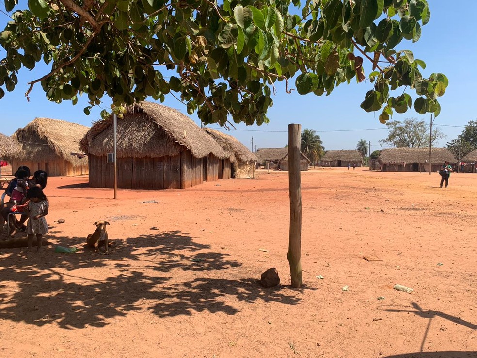 Segundo Raoni, as a&ccedil;&otilde;es do ser humano est&atilde;o causando grandes impactos e destruindo o meio ambiente &mdash; Foto: Rog&eacute;rio J&uacute;nior/g1