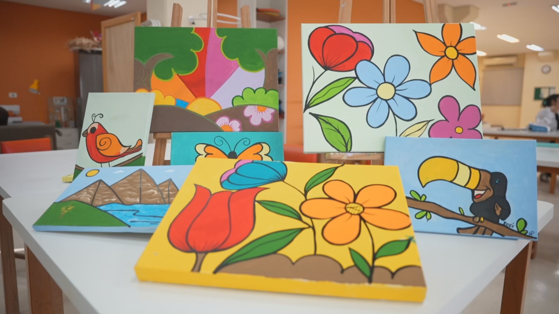 Arte que cura: projeto usa pintura para reabilitar pacientes em Sorocaba 