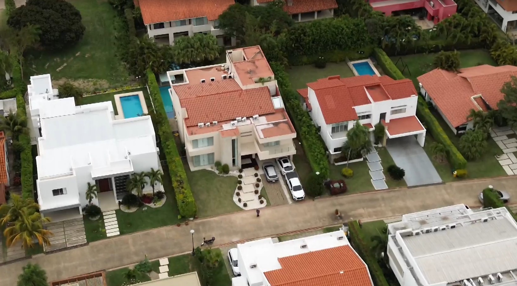 Foragido por planejar morte de promotor, traficante mais procurado do Brasil lidera núcleo do PCC que movimentou R$ 1 bilhão