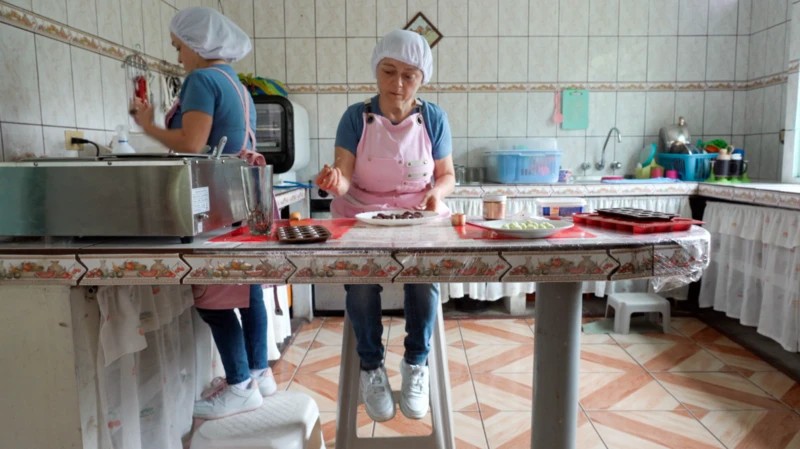 As pessoas com tipo raro de nanismo que podem guardar 'segredo' contra câncer e diabetes: 'Vivemos em um mundo de gigantes' 