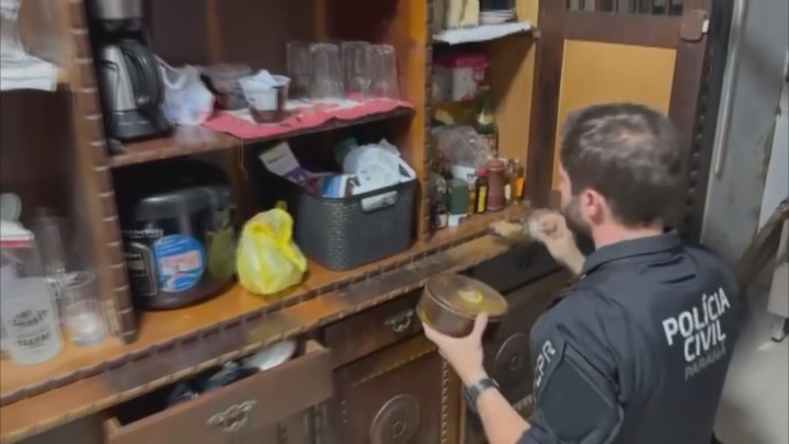 Policiais militares são presos suspeitos de envolvimento em roubo de cargas no Paraná