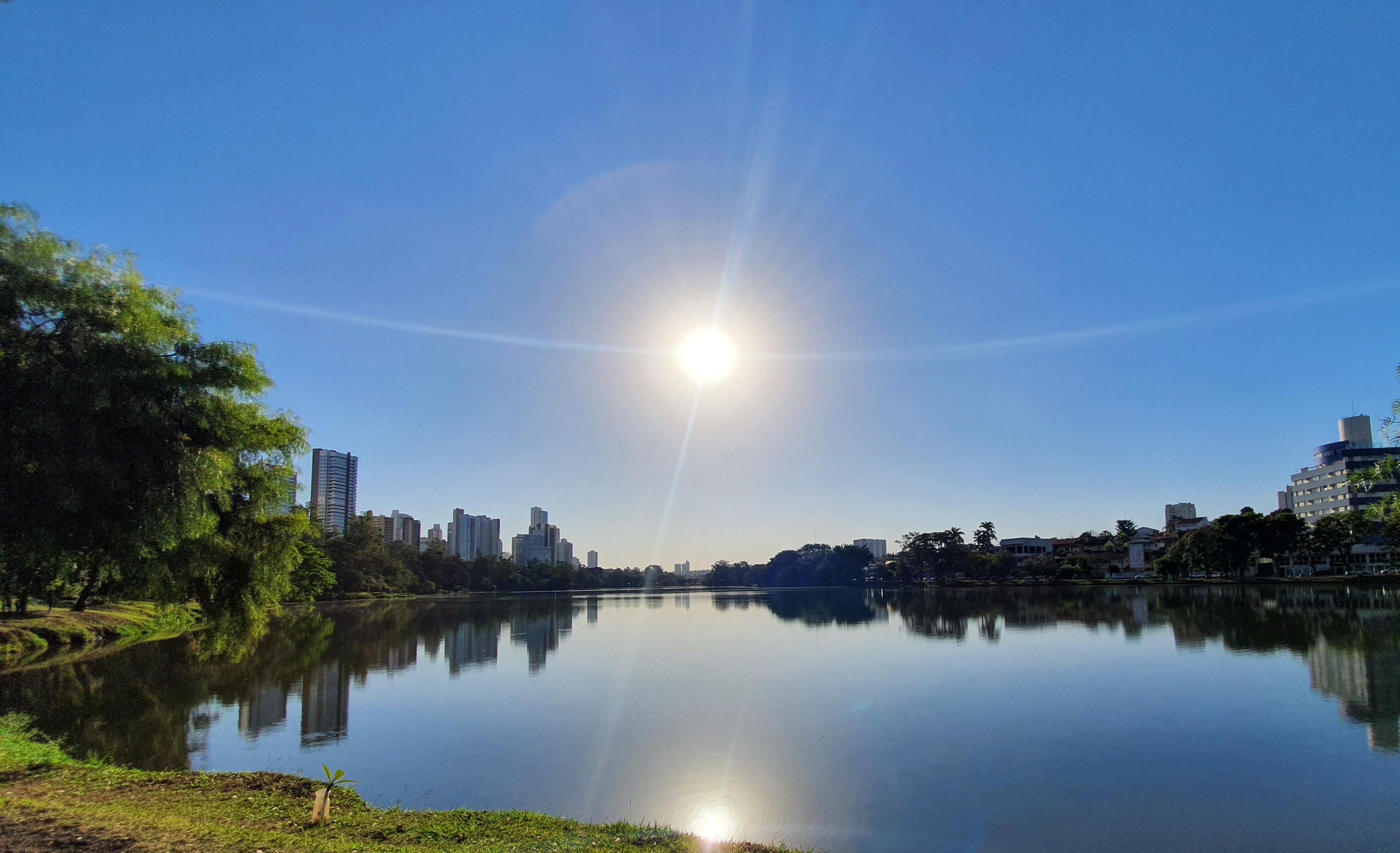 Fim de semana no Paraná será de 'calor intenso', e Simepar divulga cidades com maiores temperaturas