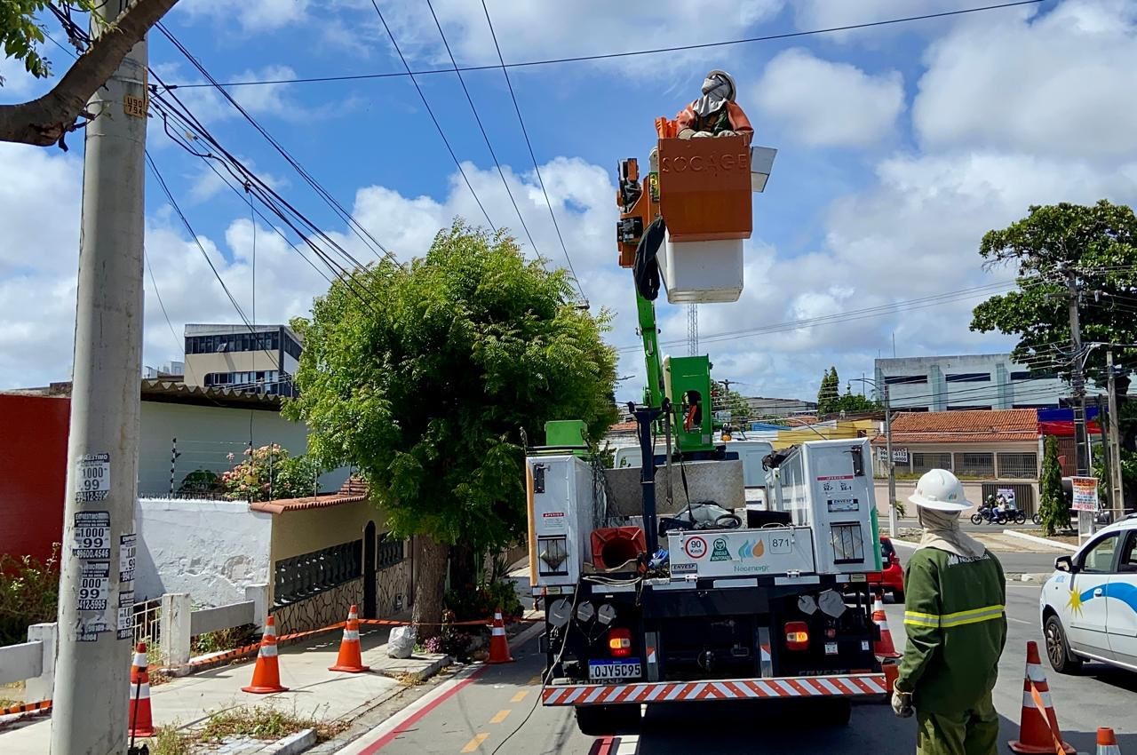 Ruas de cinco bairros em Natal têm energia interrompida a partir de sexta (17) para serviço