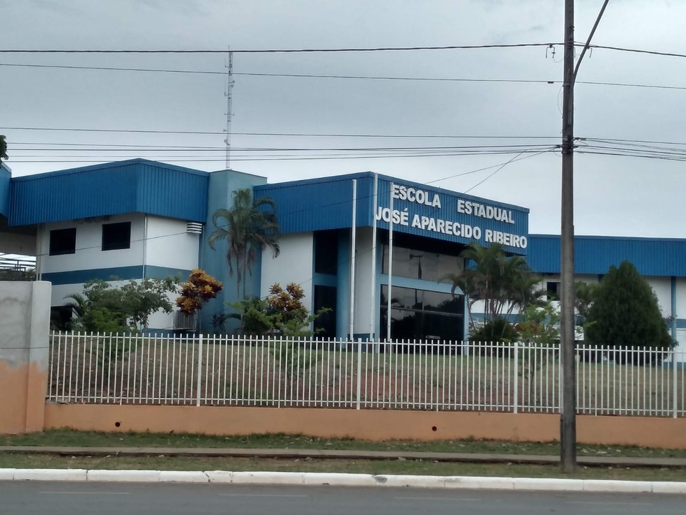 Escola Estadual José Aparecido Ribeiro em Nova Mutum (MT) — Foto: g1 MT
