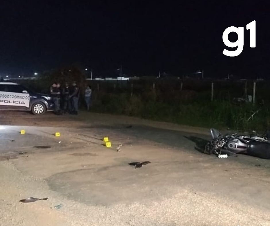 Dois jovens morrem após tentativa de ultrapassagem e batida entre motos em avenida de Cuiabá