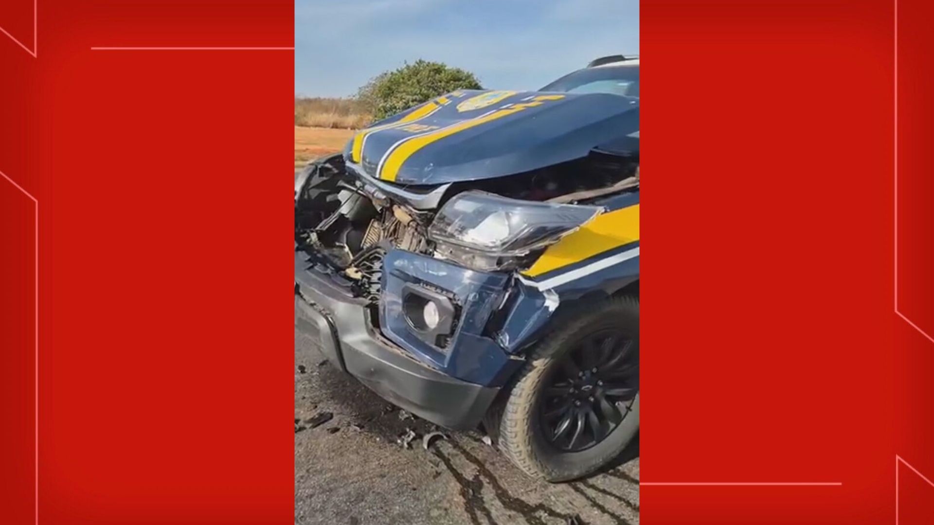Viatura da PRF se envolve em engavetamento com outros 3 carros no DF; veja VÍDEO
