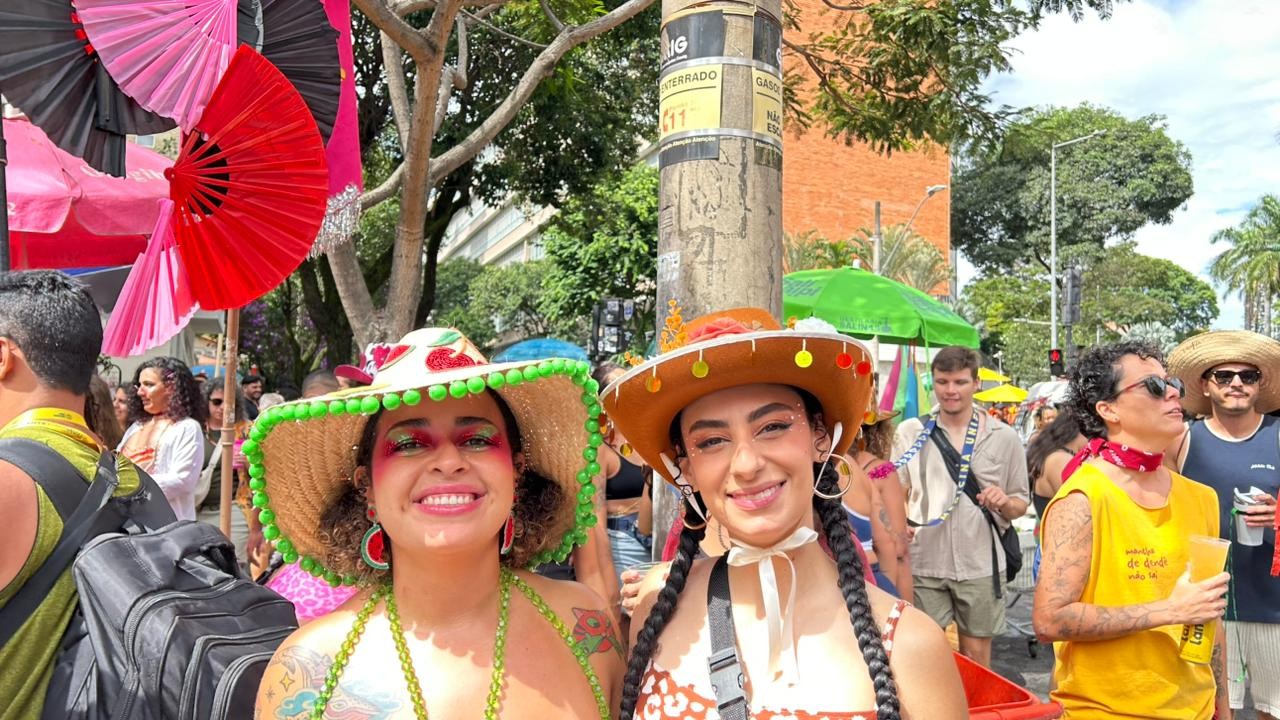 Pré-carnaval em BH: domingo tem folia na Savassi, blocos infantis e ensaios gerais 
