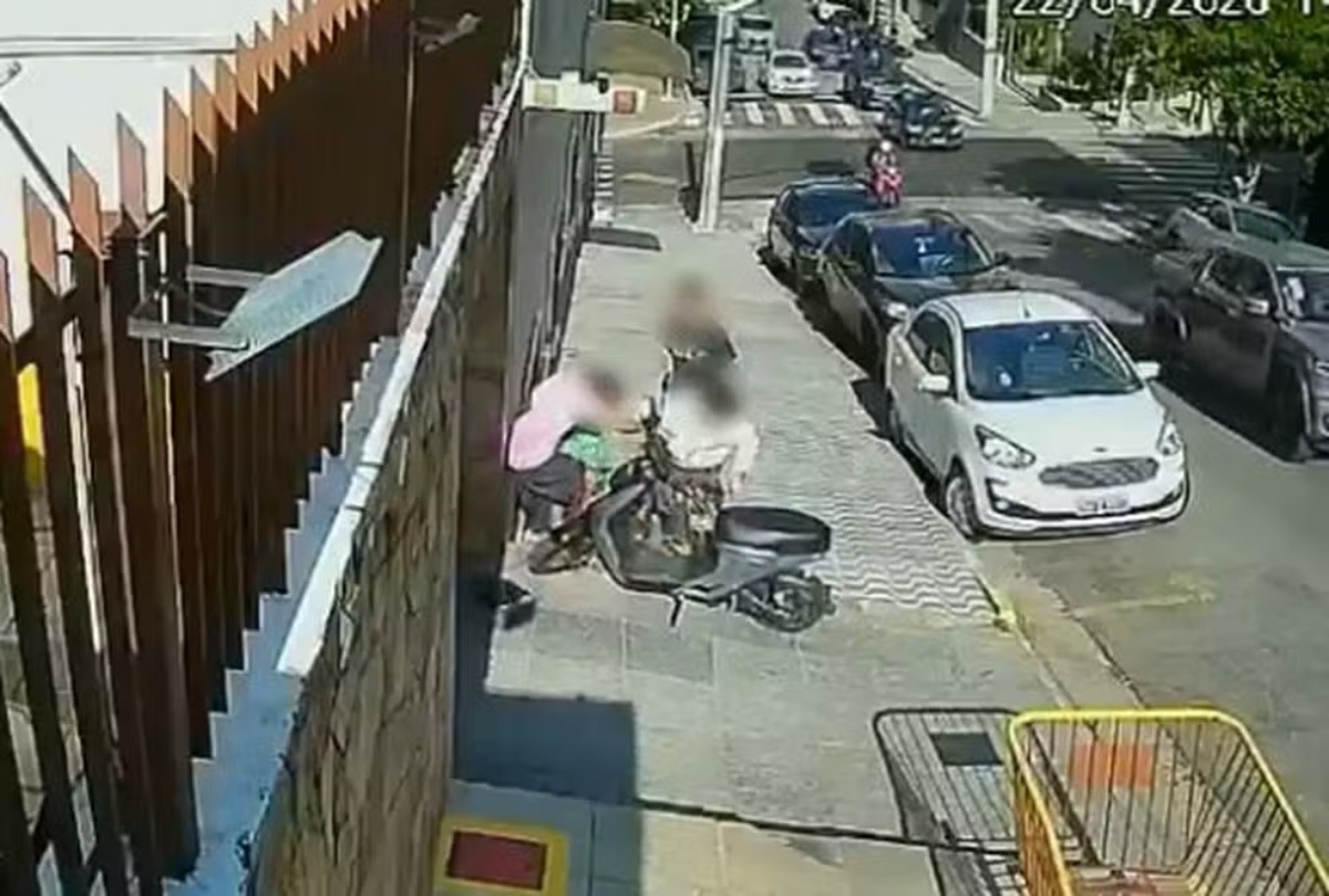 VÍDEO: dupla espanca morador de rua na Zona Oeste de SP