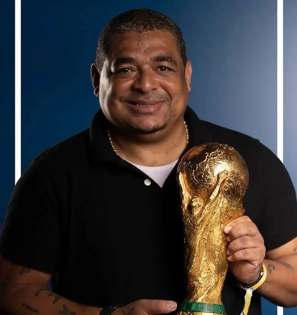 Ex-jogador Vampeta paga R$ 68 mil em pensões atrasadas, e ...