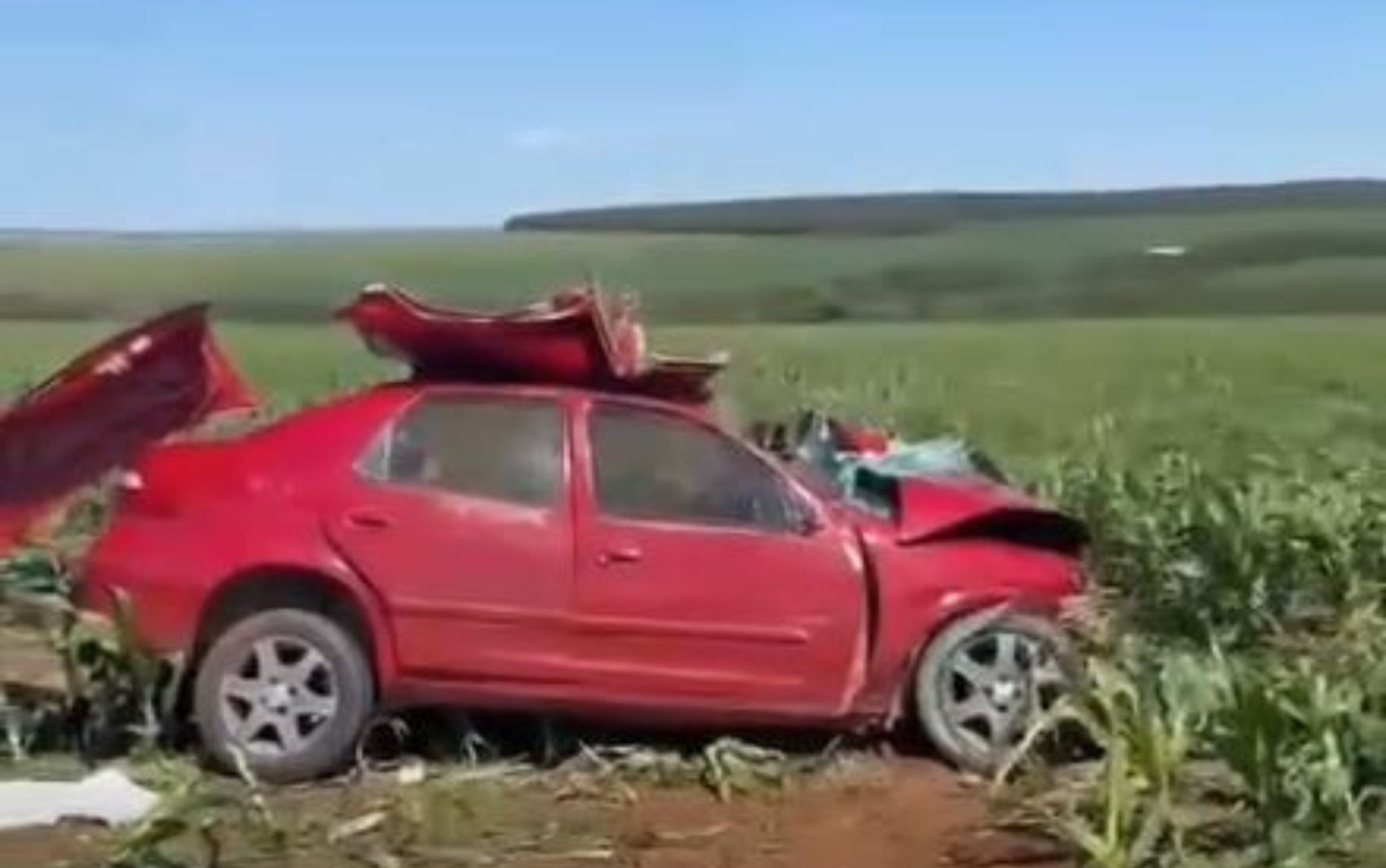 Acidente na BR-364 mata duas pessoas da mesma família, em Jataí