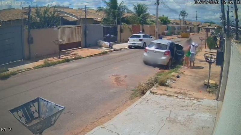 Três adultos e um bebê são sequestrados dentro de casa em Várzea Grande (MT)