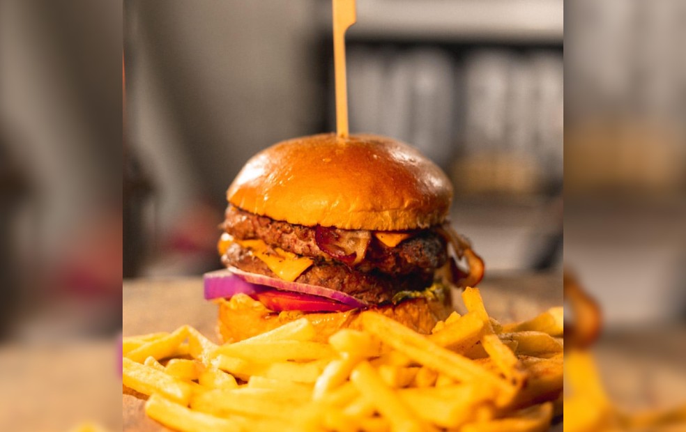 4 de 12
Praça do Vitória Régia em Bauru recebe o Festival do Burger & Churros — Foto: Divulgação