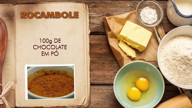 Aprenda a fazer um rocambole de coco com cobertura de chocolate