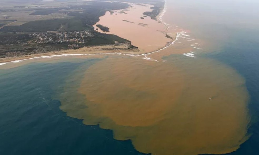 Estudos revelam impactos ambientais do rompimento da barragem no litoral sul da Bahia — Foto: Creative Commons/Arnau Aregio