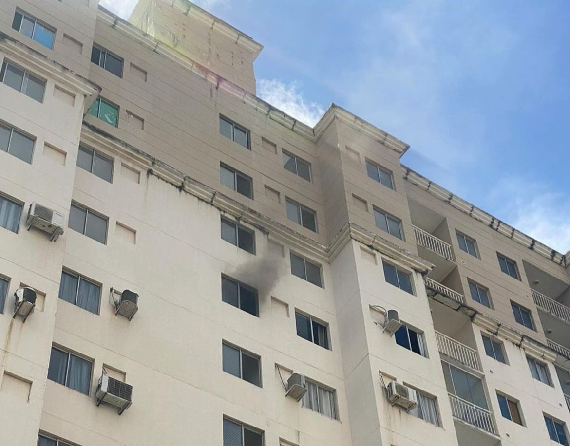 Incêndio atinge apartamento em condomínio residencial em São José de Ribamar