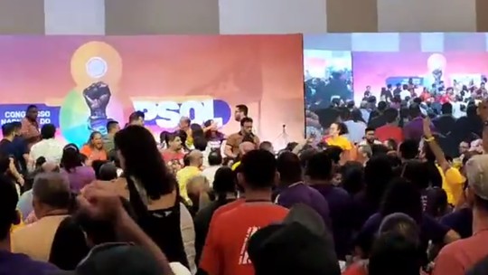 Briga entre integrantes do PSOL interrompe congresso do partido, em Brasília