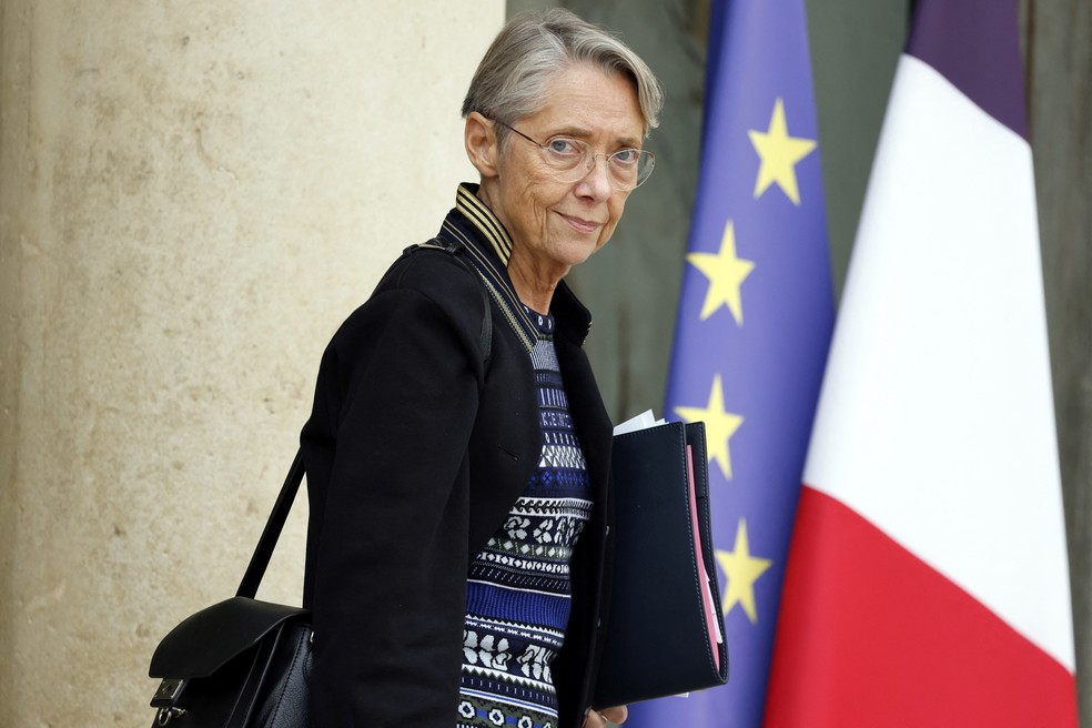 Elisabeth Borne em outubro de 2022 — Foto: Ludovic Marin/ AFP
