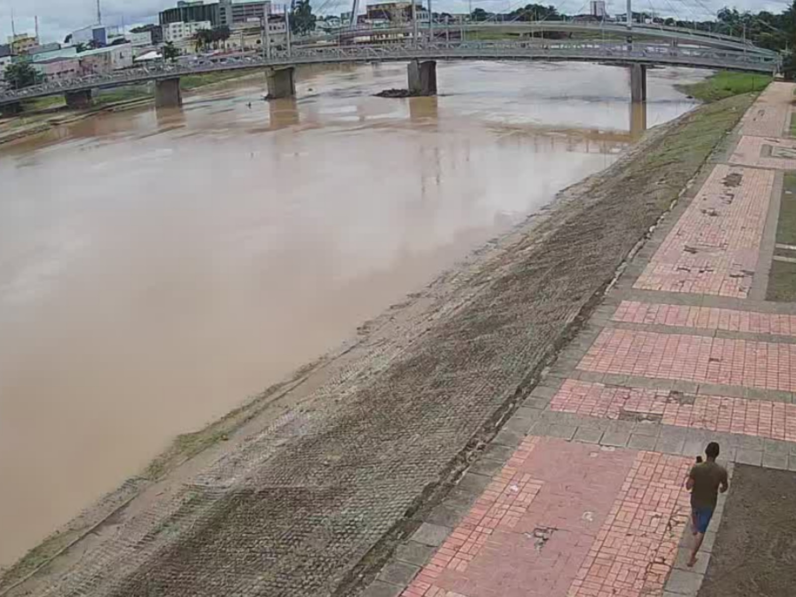 Rio Acre segue acima da cota de atenção há uma semana na capital acreana