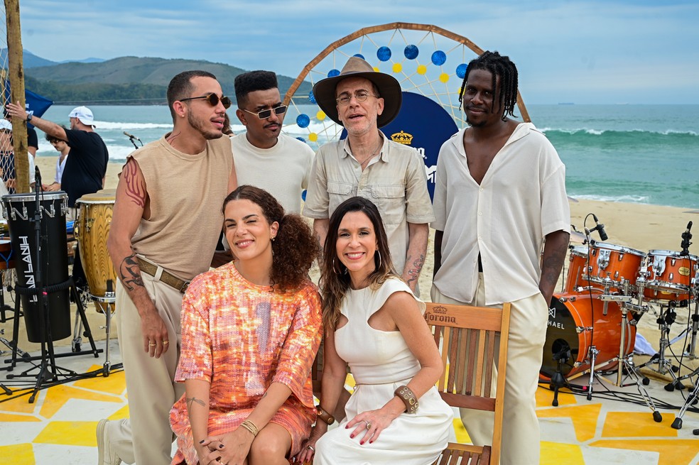 Luau MTV com Nando Reis, Céu, Os Garotin e Sarah Oliveira — Foto: Marcelo Sá Barretto/Ag News