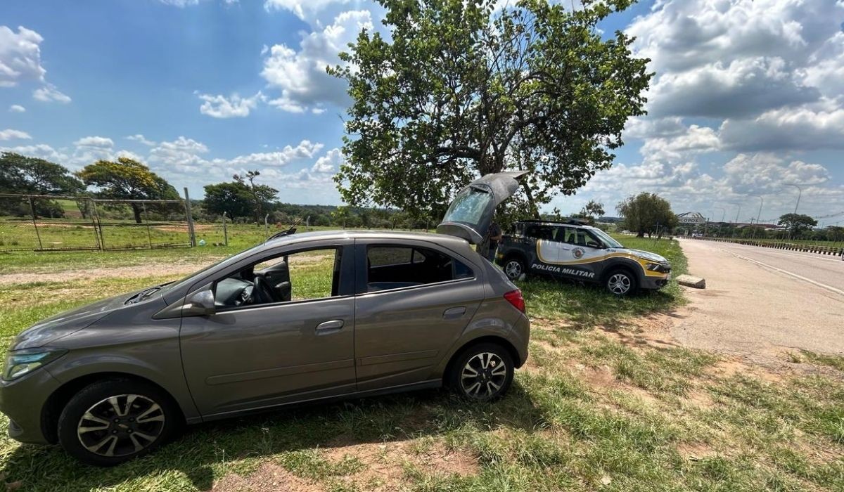 Carro com 550 multas de trânsito é apreendido em rodovia de Campinas; valor chega a R$ 112 mil