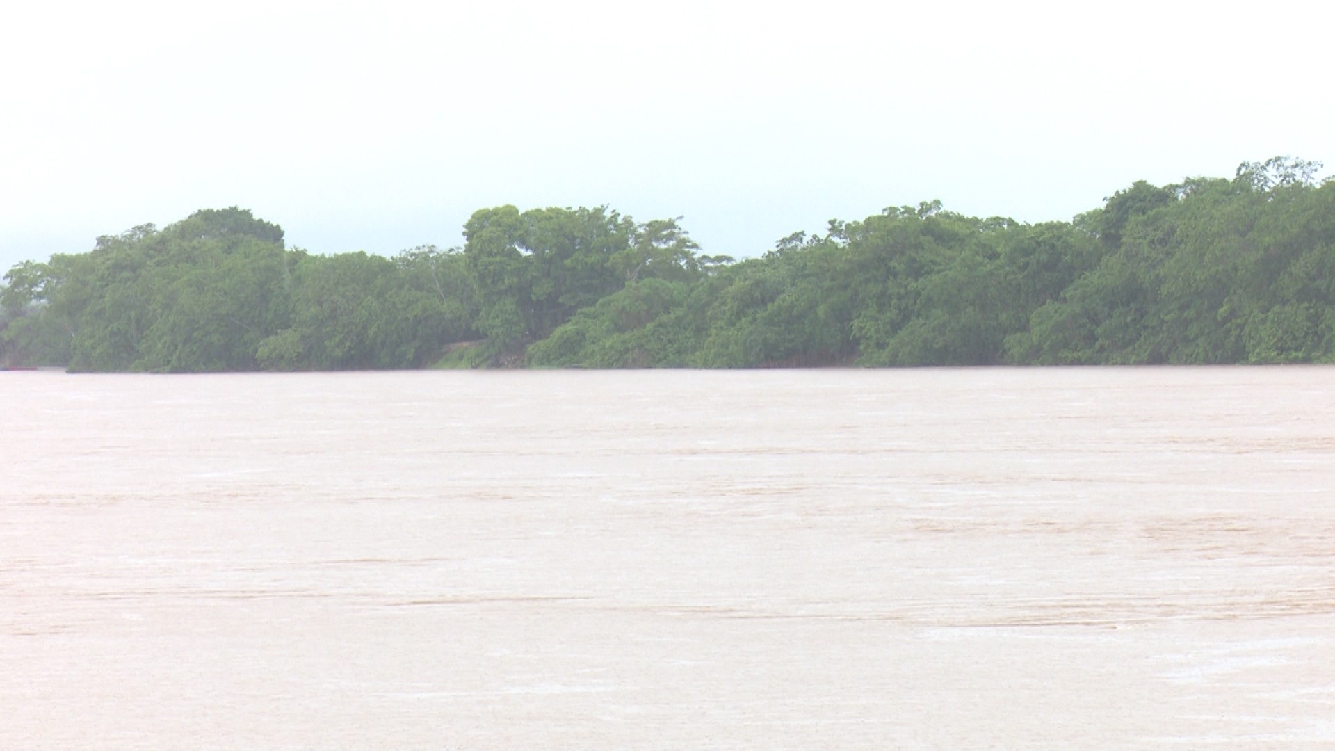 Quatro pessoas desaparecem após barco virar em Machadinho do Oeste, RO