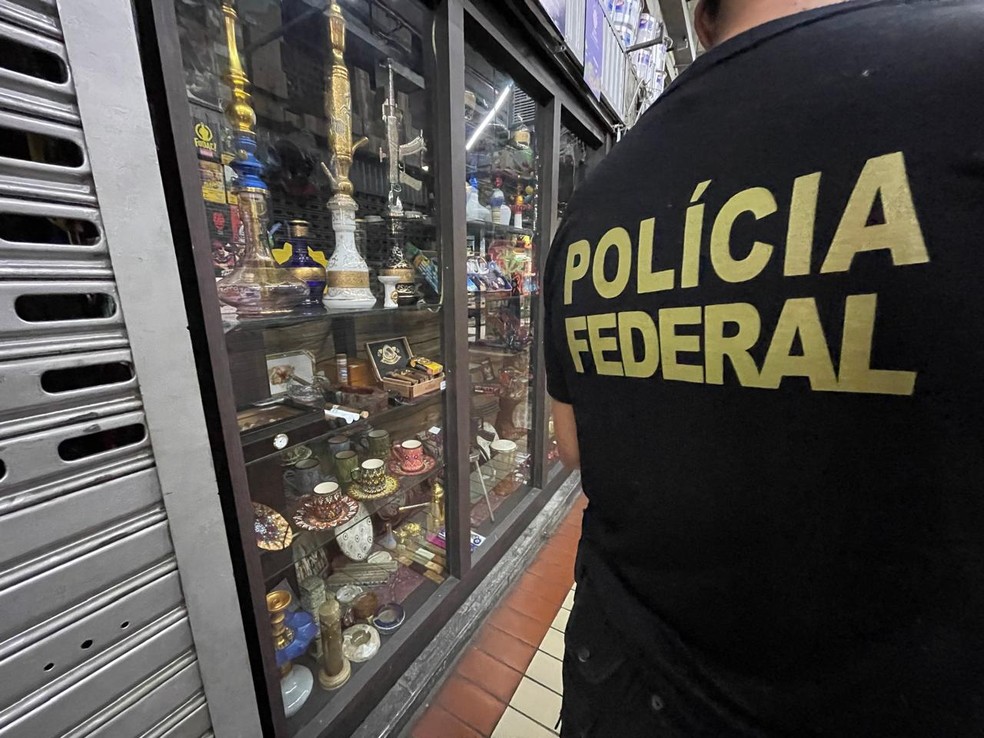Policiais federais no Mercado Central, em BH — Foto: Reprodução/Polícia Federal