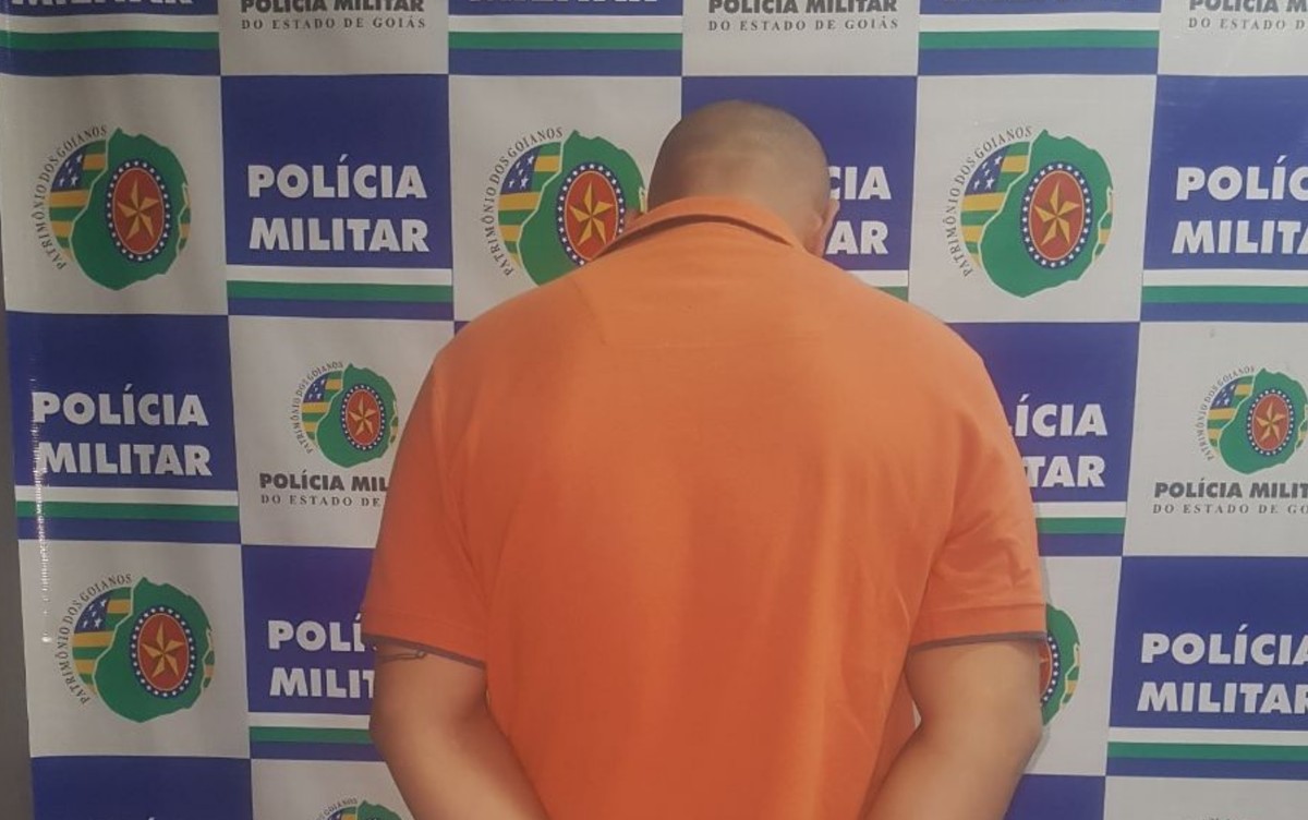 Homem é Preso Em Goiânia Com Arma Munição E Explosivos De Uso Exclusivo Das Forças Armadas