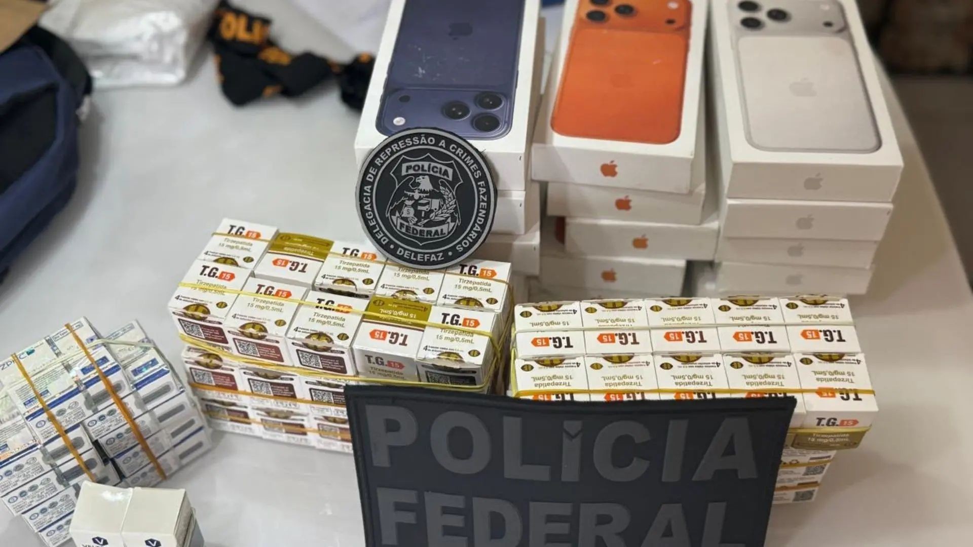 Empresário de Vitória é preso com canetas emagrecedoras, remédios e celulares ilegais do Paraguai