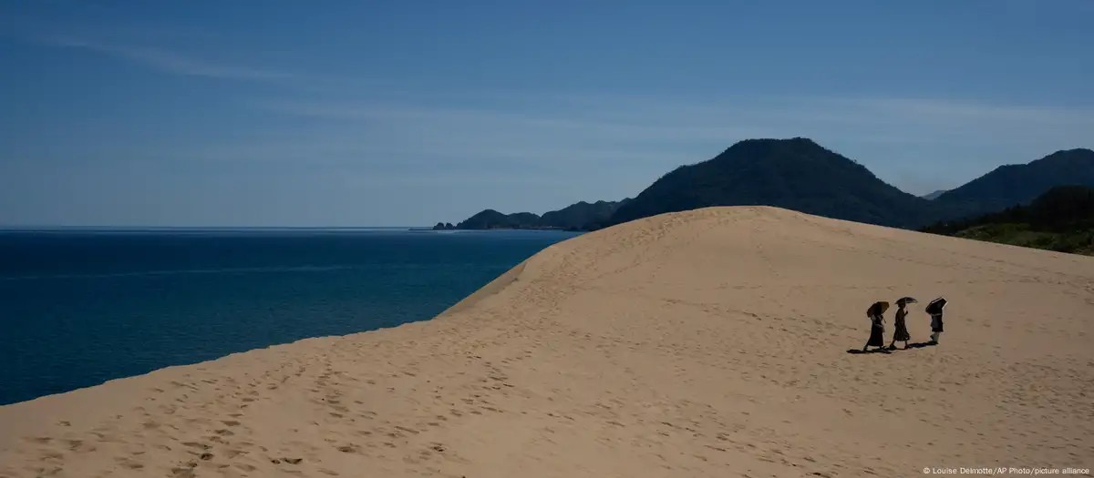 Japão enfrenta o verão mais quente em 127 anos e registra 41,8 °C em Isesaki