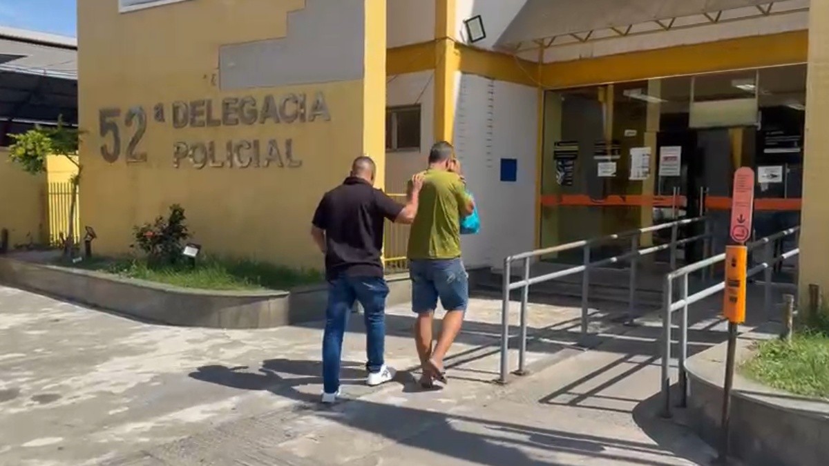 Homem é preso em flagrante por atropelar o marido da amante