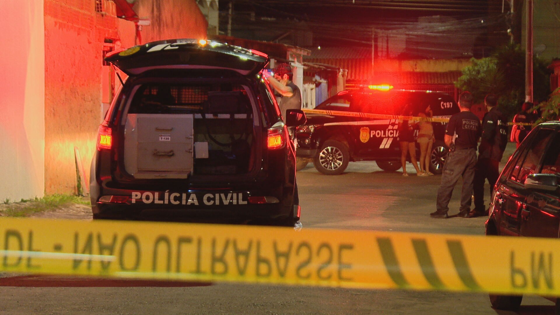Homem invade casa, esfaqueia PM e morre, em Taguatinga 