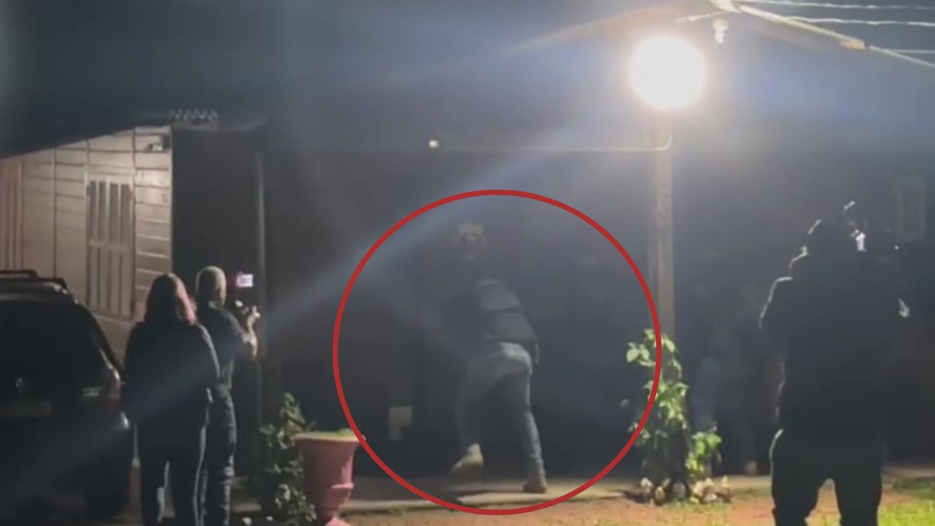 VÍDEO: policial é baleado durante operação no RS; 28 foram presos