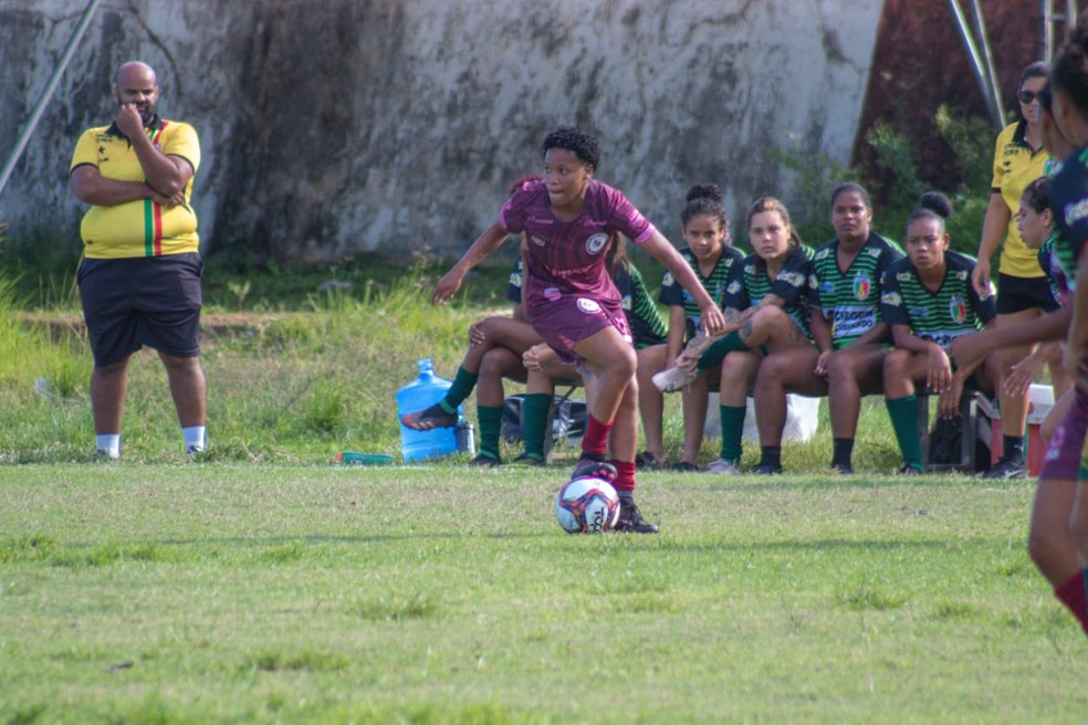 Jogadora de futebol de 21 anos é encontrada morta em piscina de festa na Bahia — Foto: Divulgação/Jacuipense