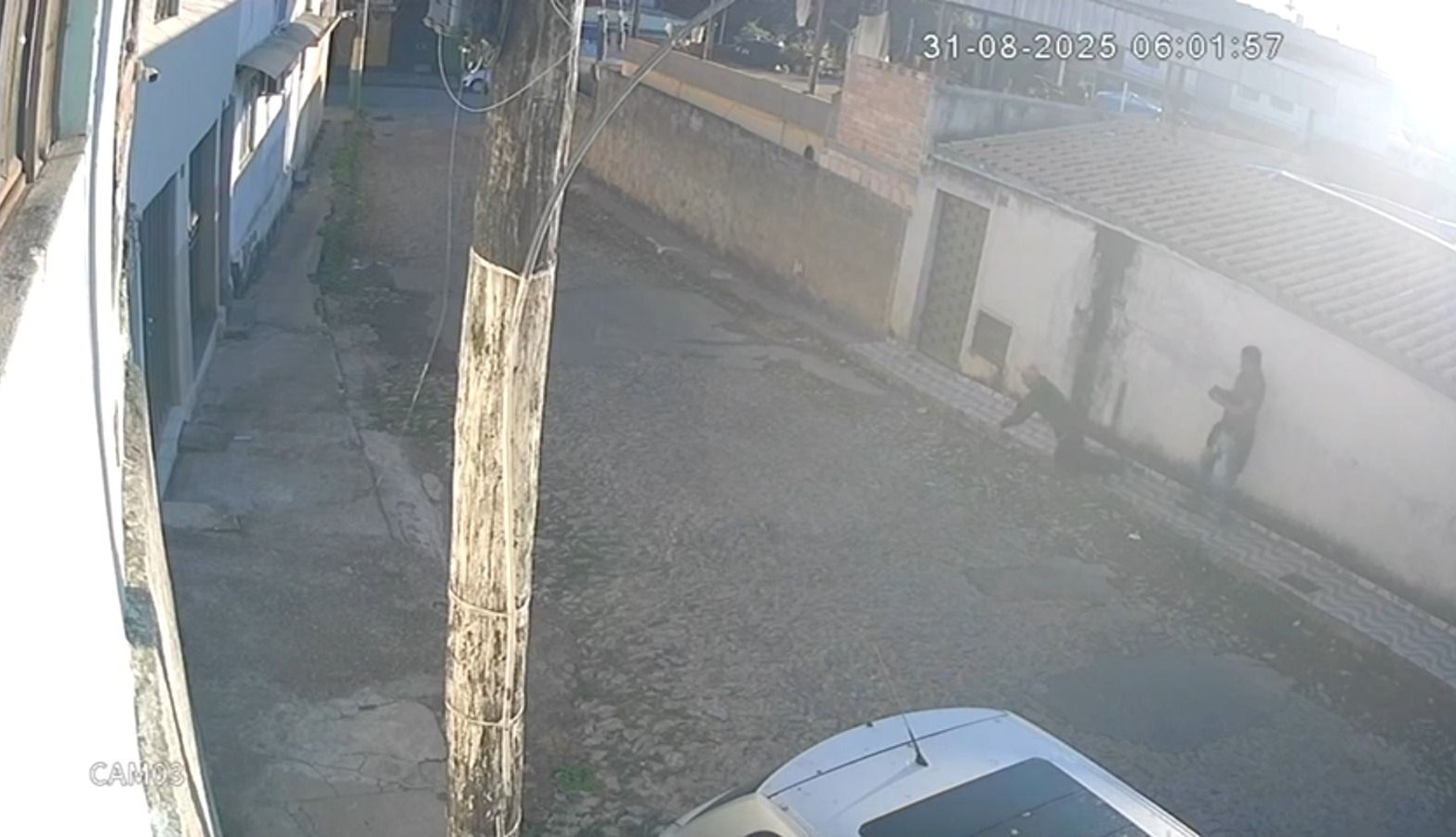 Idoso sai de casa para comprar pão, é assaltado e agredido em Divinópolis; veja VÍDEO