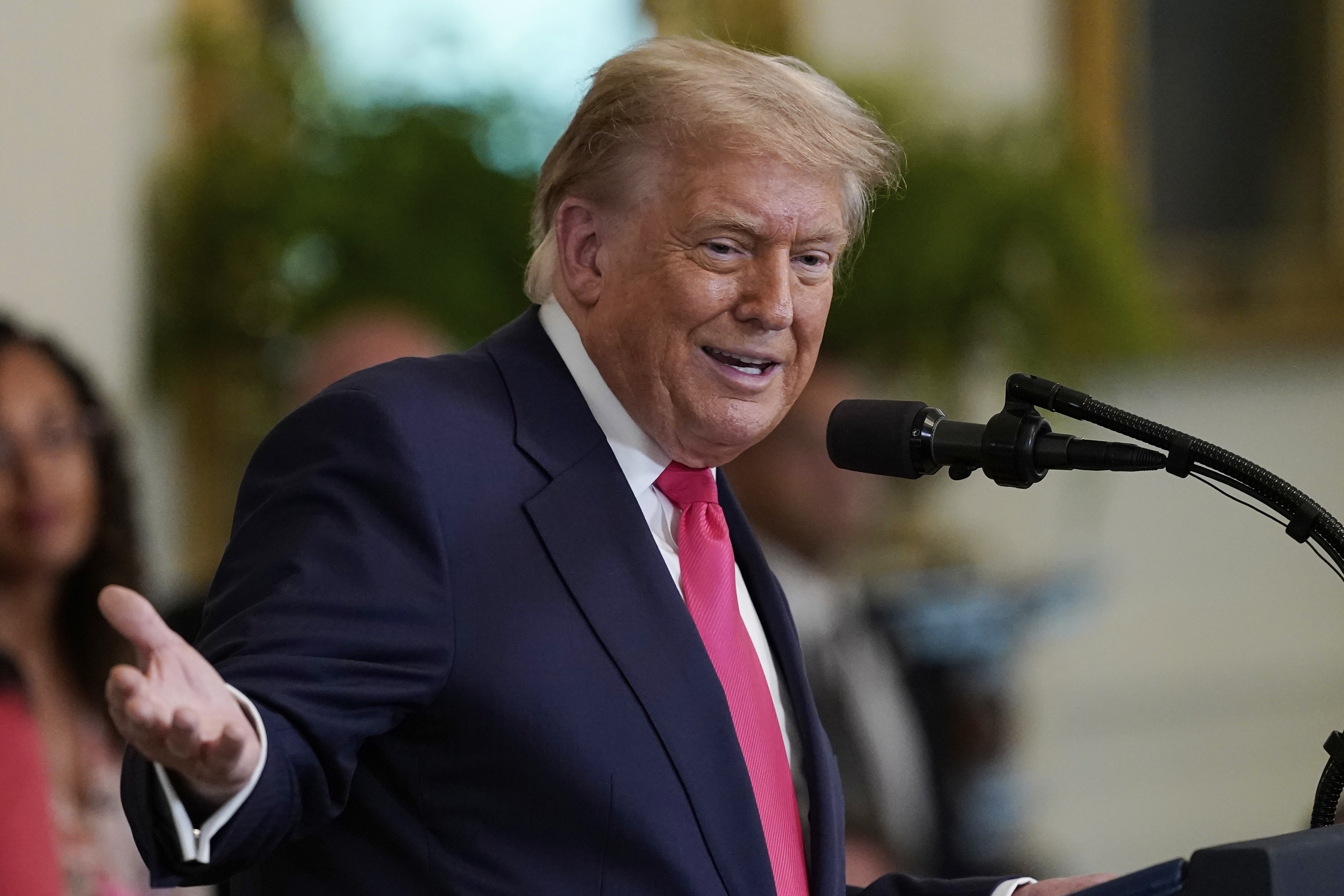 A ameaça de Trump diante de 'desafio' dos Brics aos EUA